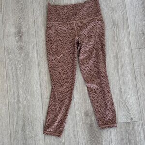 7/8 Athleta Cheetah Print Leggings